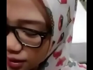 Tudung Fuck &, Facial cumshot